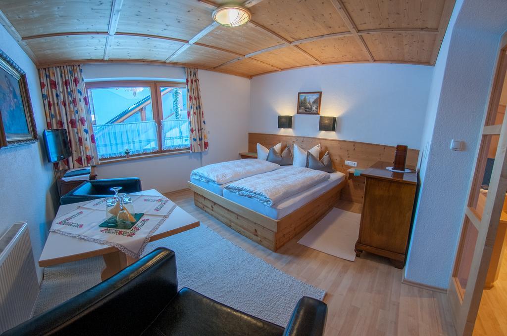 Pension Alwin Lech am Arlberg Camera foto