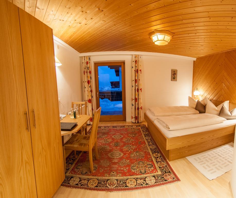 Pension Alwin Lech am Arlberg Camera foto