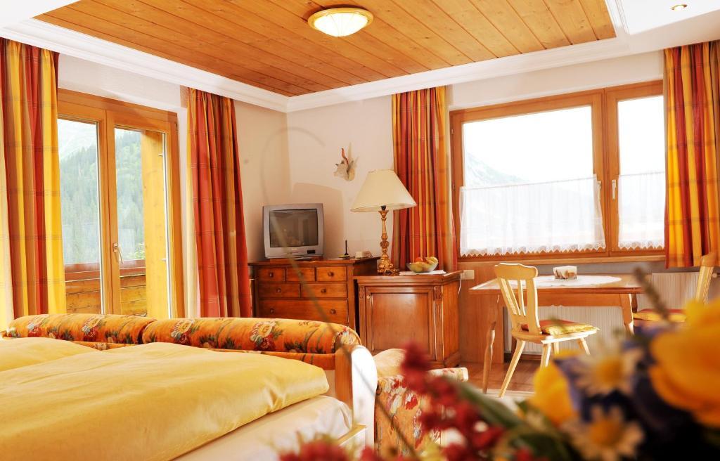 Pension Alwin Lech am Arlberg Camera foto